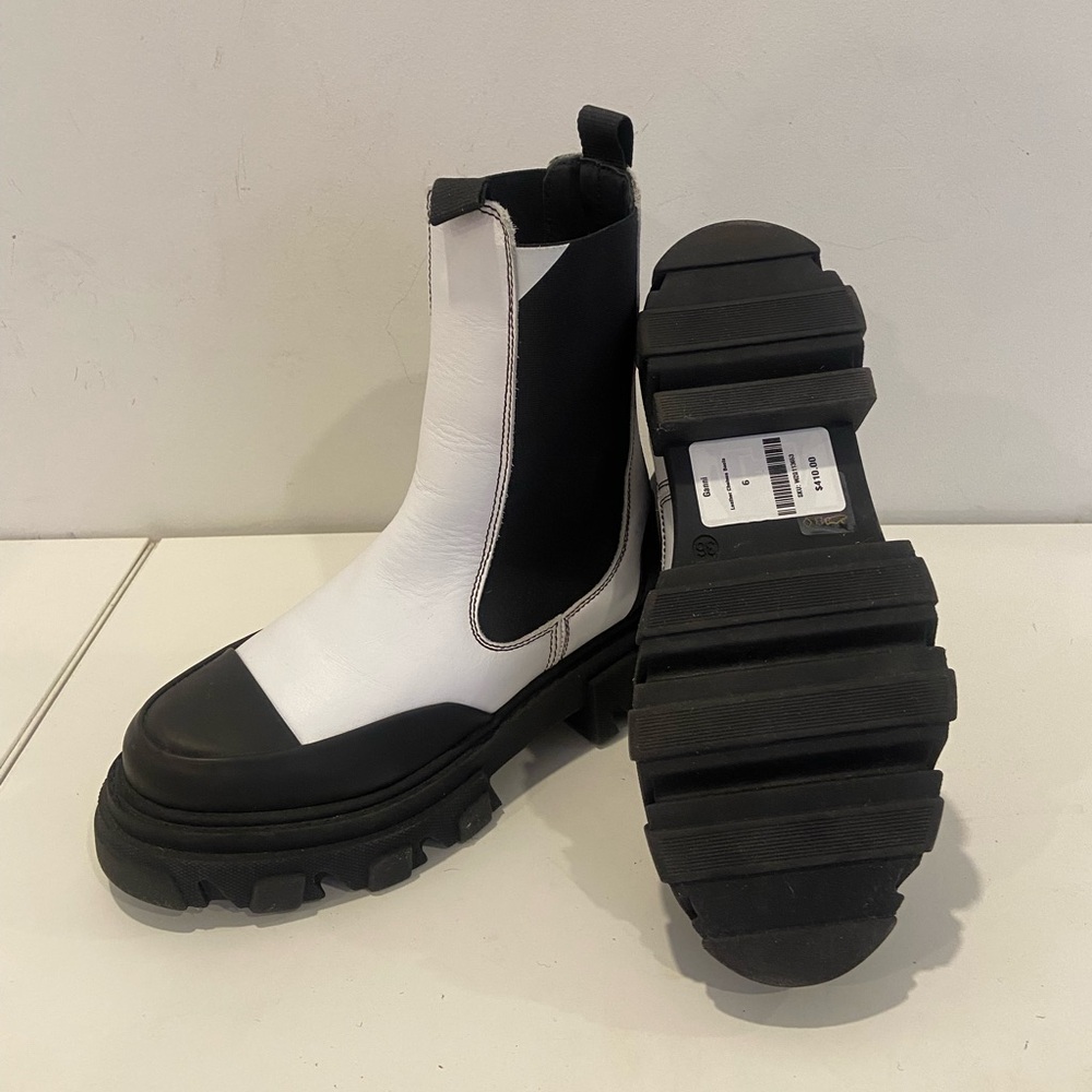 Ganni Leather Chelsea Boot, 36. - Picture 2 of 6